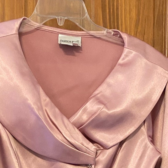 Dressy Blouse - Picture 3 of 3